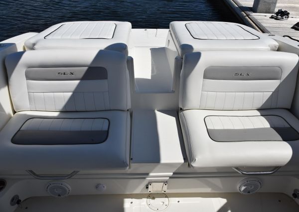 Sea Ray 300 SLX image