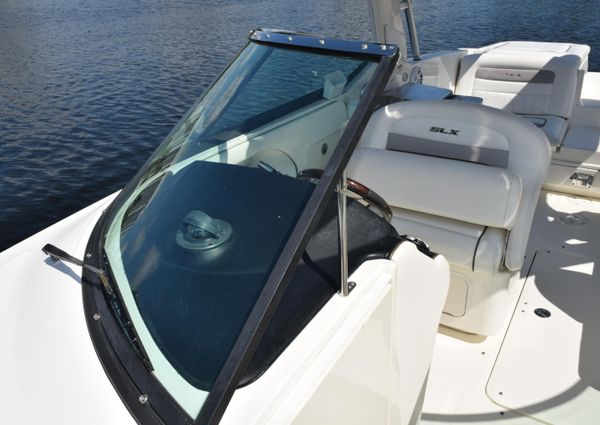 Sea Ray 300 SLX image