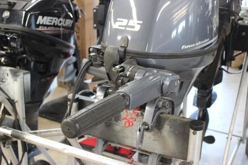 Yamaha Outboards F25SEHA image