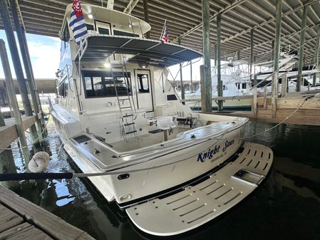Hatteras Enclosed Bridge Sportfish image