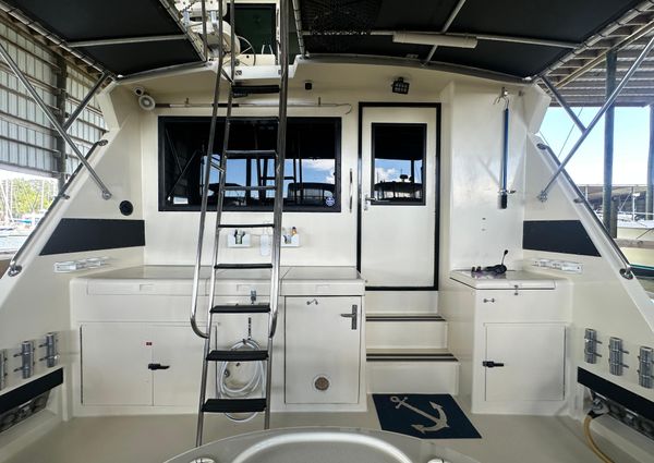 Hatteras Enclosed Bridge Sportfish image