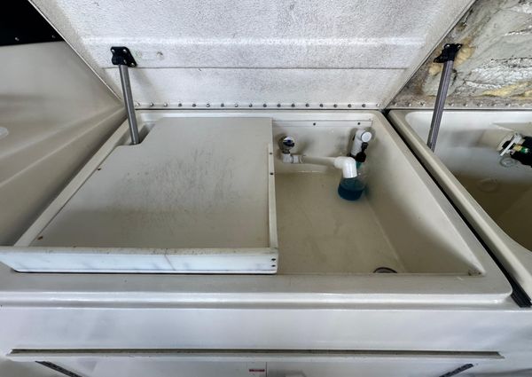 Hatteras Enclosed Bridge Sportfish image