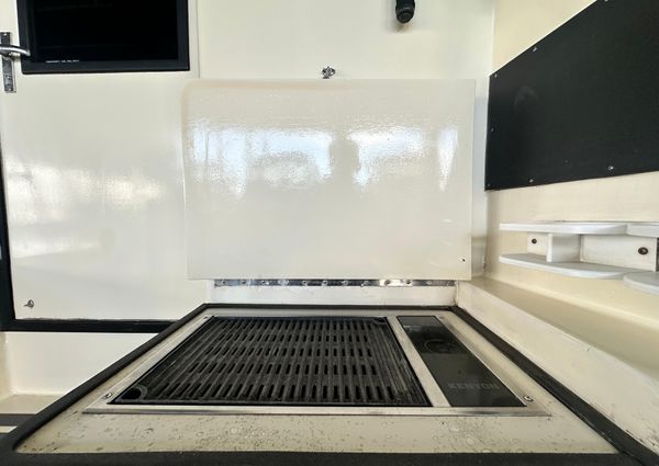 Hatteras Enclosed Bridge Sportfish image