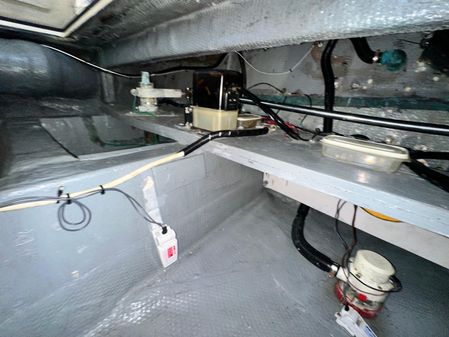 Hatteras Enclosed Bridge Sportfish image