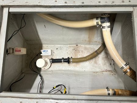 Hatteras Enclosed Bridge Sportfish image