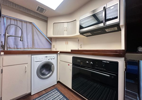 Hatteras Enclosed Bridge Sportfish image