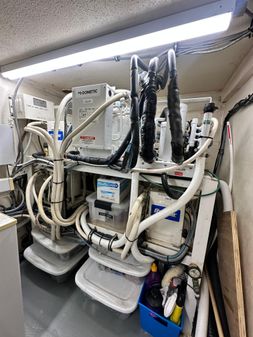 Hatteras Enclosed Bridge Sportfish image