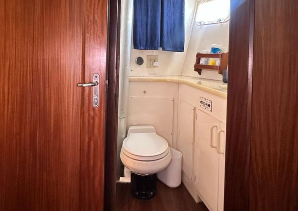 Hatteras Enclosed Bridge Sportfish image