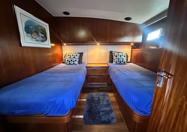 Hatteras Enclosed Bridge Sportfish image