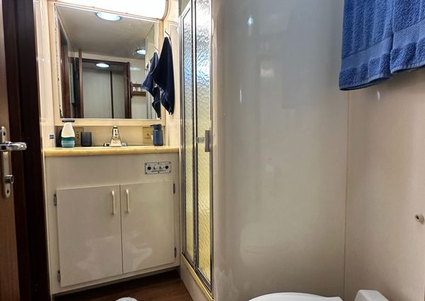 Hatteras Enclosed Bridge Sportfish image