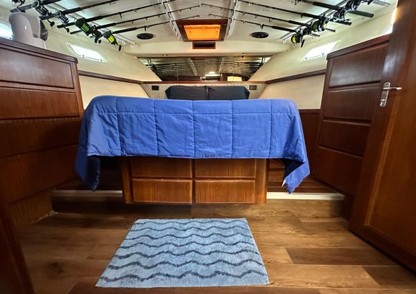 Hatteras Enclosed Bridge Sportfish image