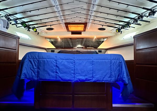 Hatteras Enclosed Bridge Sportfish image