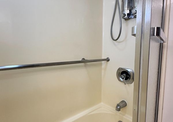 Hatteras Enclosed Bridge Sportfish image