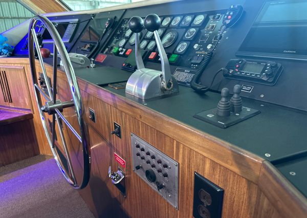 Hatteras Enclosed Bridge Sportfish image