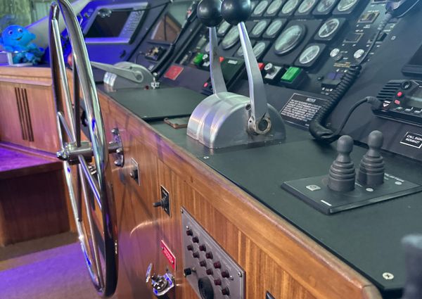 Hatteras Enclosed Bridge Sportfish image