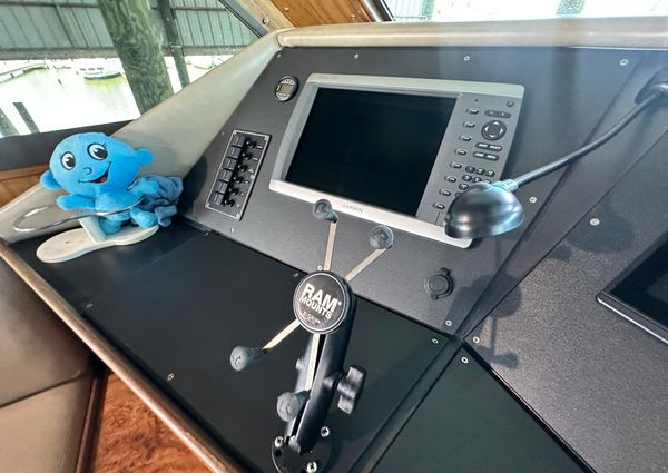 Hatteras Enclosed Bridge Sportfish image