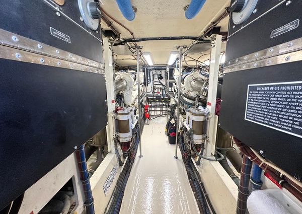 Hatteras Enclosed Bridge Sportfish image