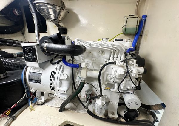 Hatteras Enclosed Bridge Sportfish image