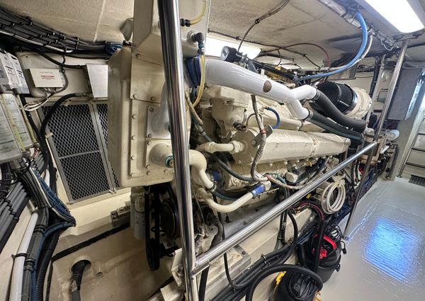 Hatteras Enclosed Bridge Sportfish image