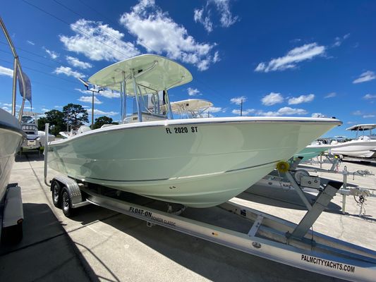 Bulls Bay 230 CC - main image