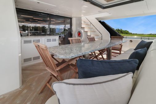 Ocean Alexander 28R image