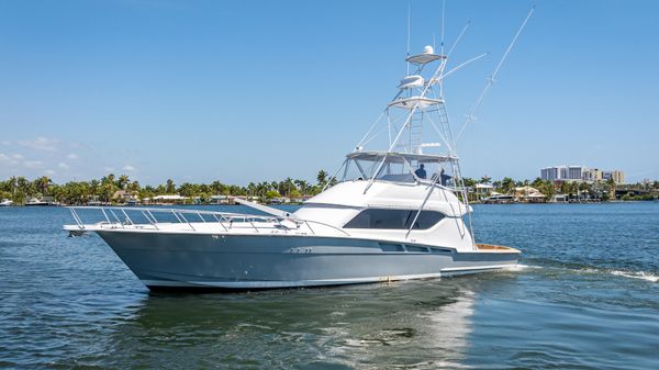 Hatteras 60 Convertible 