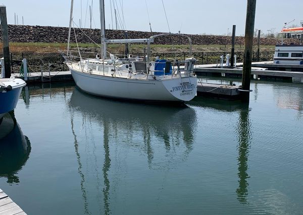 Sabre 32-AFT-CABIN image