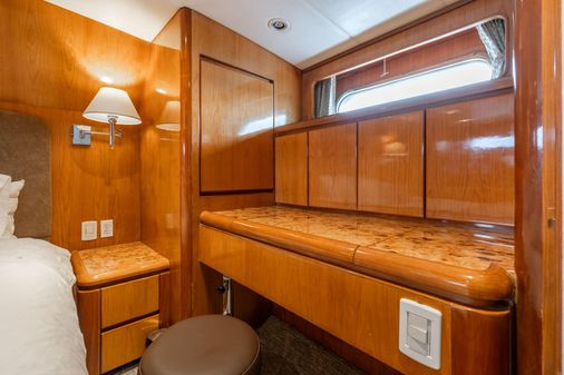 Vitech 68' Vitech Pilothouse image