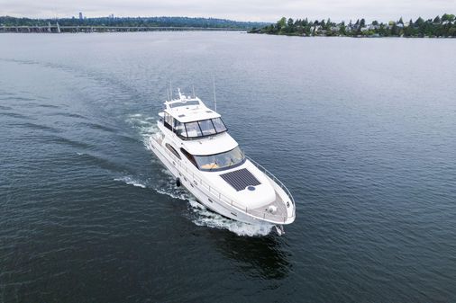 Vitech 68' Vitech Pilothouse image