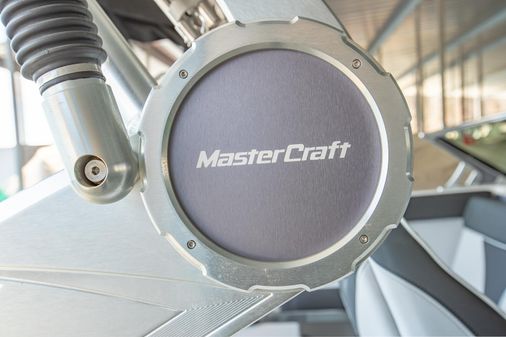 MasterCraft XT25 image