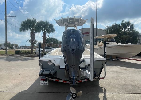 Pathfinder 2500 Hybrid image