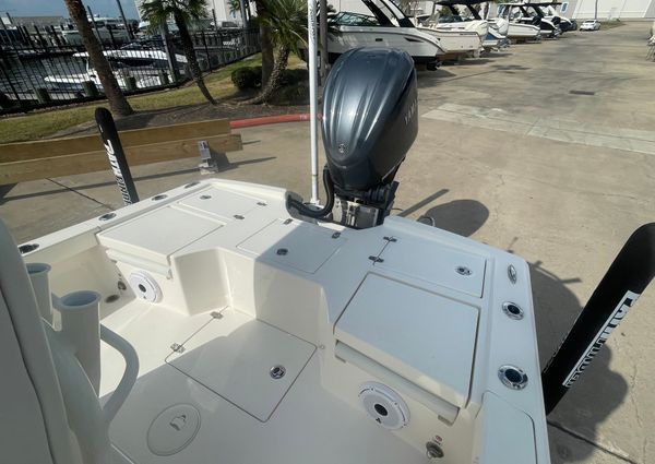 Pathfinder 2500 Hybrid image