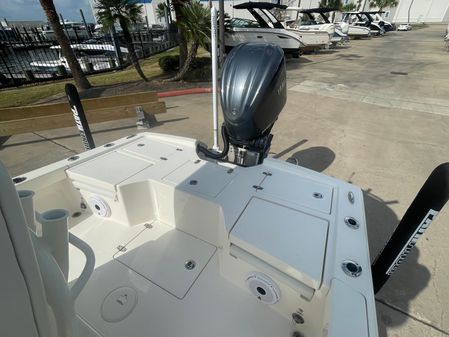 Pathfinder 2500 Hybrid image