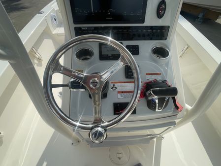 Pathfinder 2500 Hybrid image