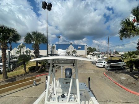 Pathfinder 2500 Hybrid image