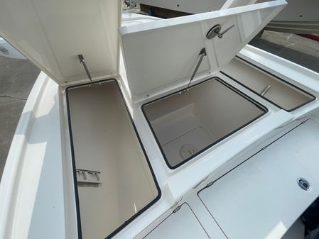 Pathfinder 2500 Hybrid image