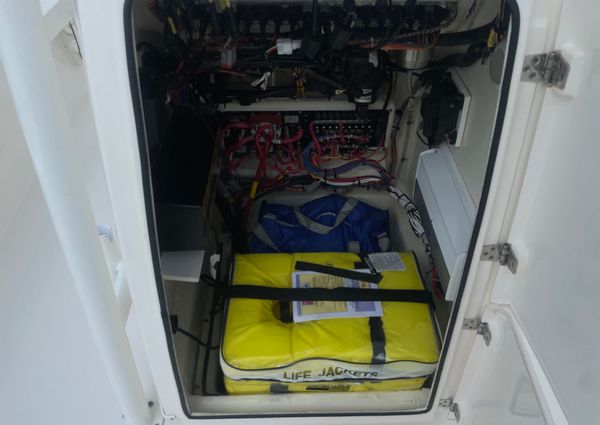 Pathfinder 2500 Hybrid image