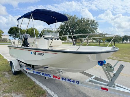 Boston-whaler 170-MONTAUK image