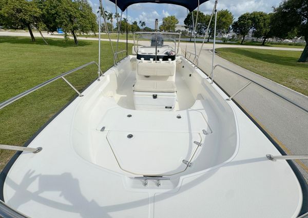 Boston-whaler 170-MONTAUK image