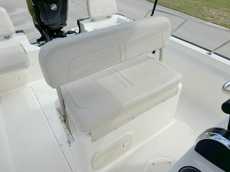 Boston-whaler 170-MONTAUK image