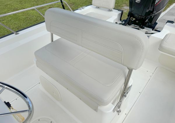 Boston-whaler 170-MONTAUK image