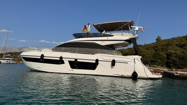 Azimut 53 