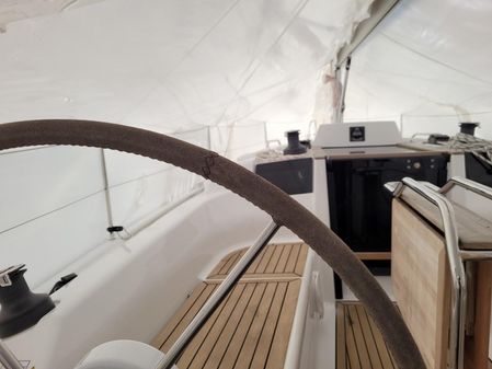 Hanse 315 image