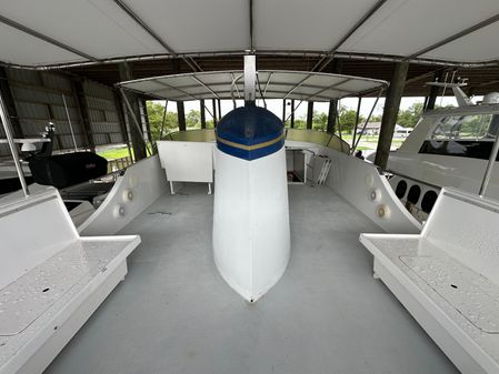 Cheoy-lee 66-LONG-RANGE-MOTOR-YACHT image