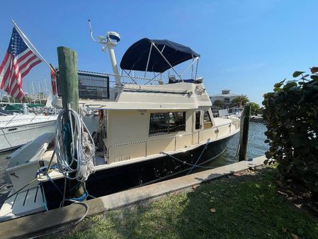 Mainship 34 Trawler image