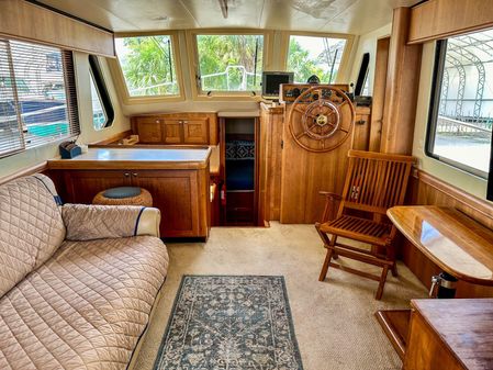 Mainship 34 Trawler image