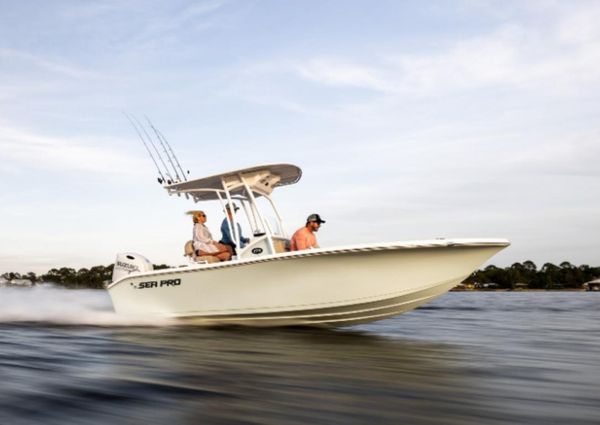 Sea Pro 202 Center Console image