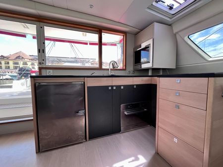 Catana 47 image