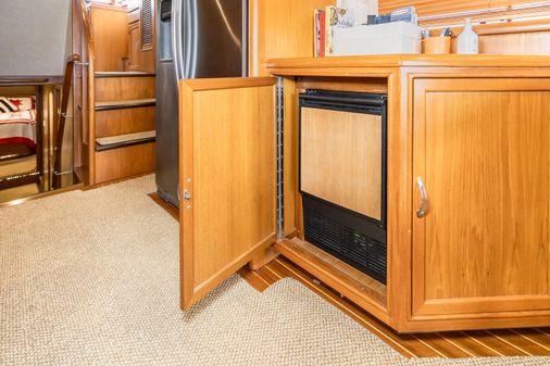 Fleming 55-PILOTHOUSE image