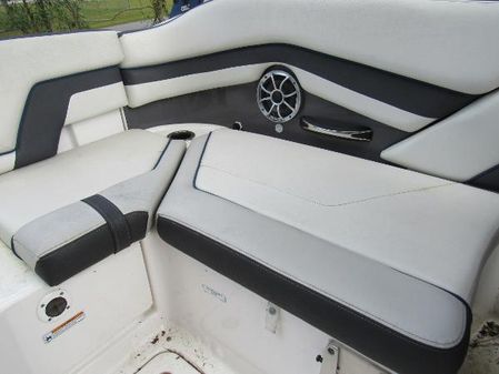 Yamaha-boats 242SE image